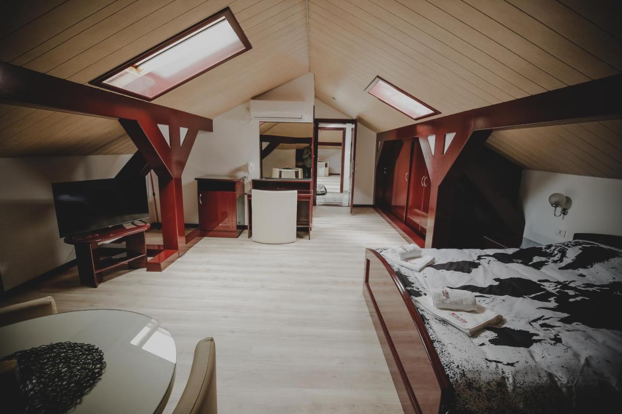 Cherry Apartmani Gornji Milanovac Exteriér fotografie